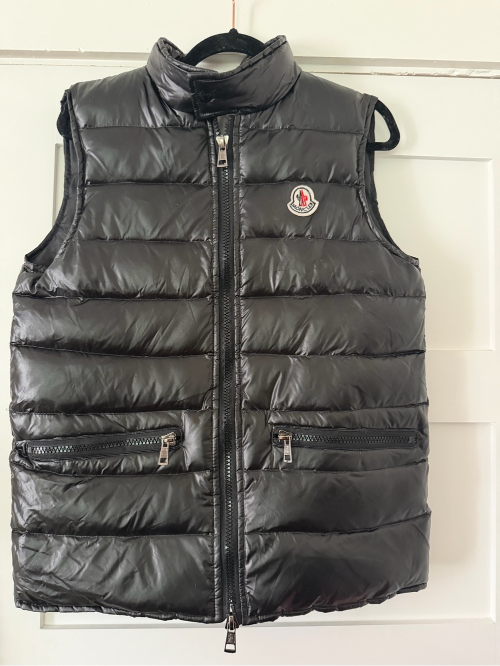 Moncler Black Shiny Down Puffer Vest Gilet Pepper Grenoble Logo Patch